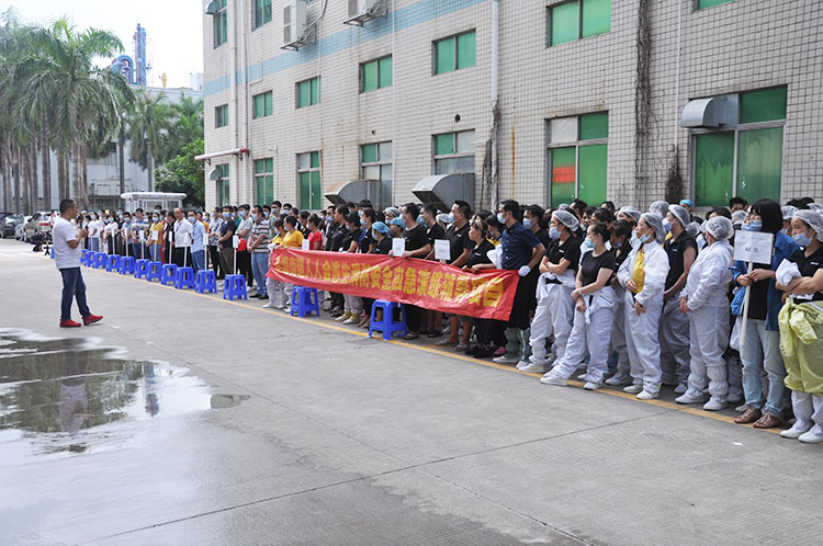 DSC_0172-750.jpg DSC_0172-750.jpg