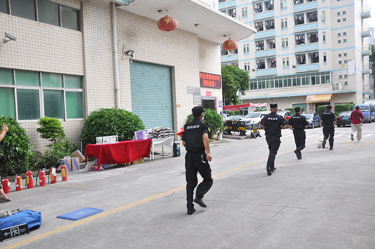 DSC_0145-750.jpg DSC_0145-750.jpg