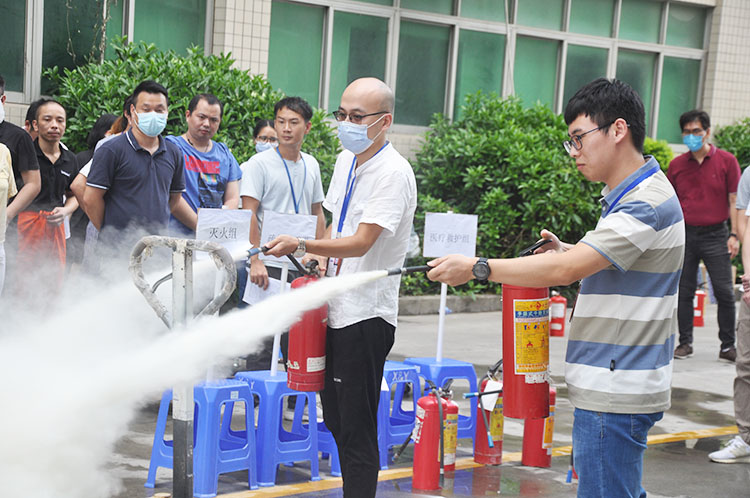 DSC_0209-750.jpg DSC_0209-750.jpg