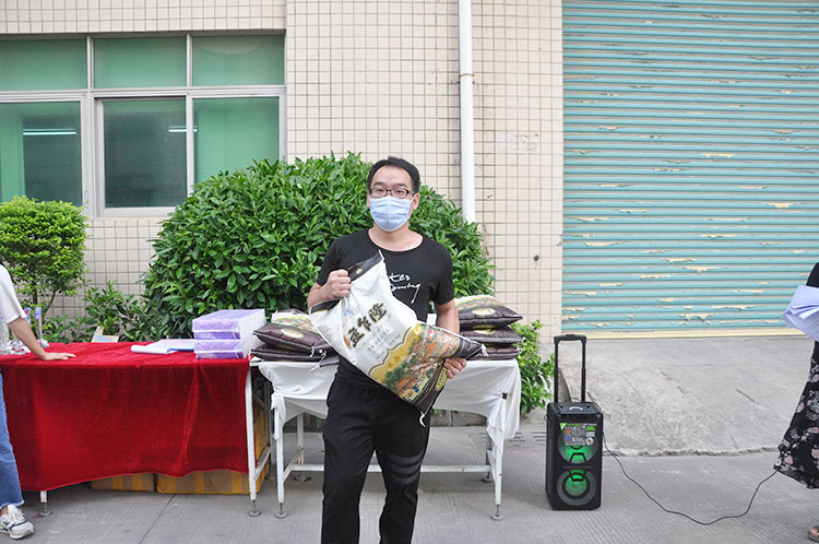 DSC_0224-750.jpg DSC_0224-750.jpg