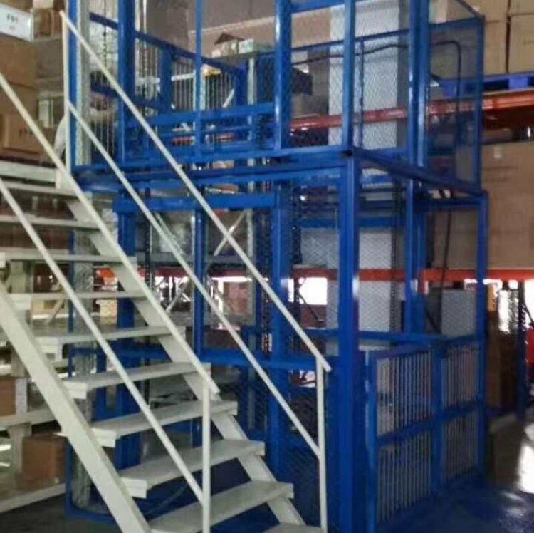 閣（gé）樓貨架（jià）